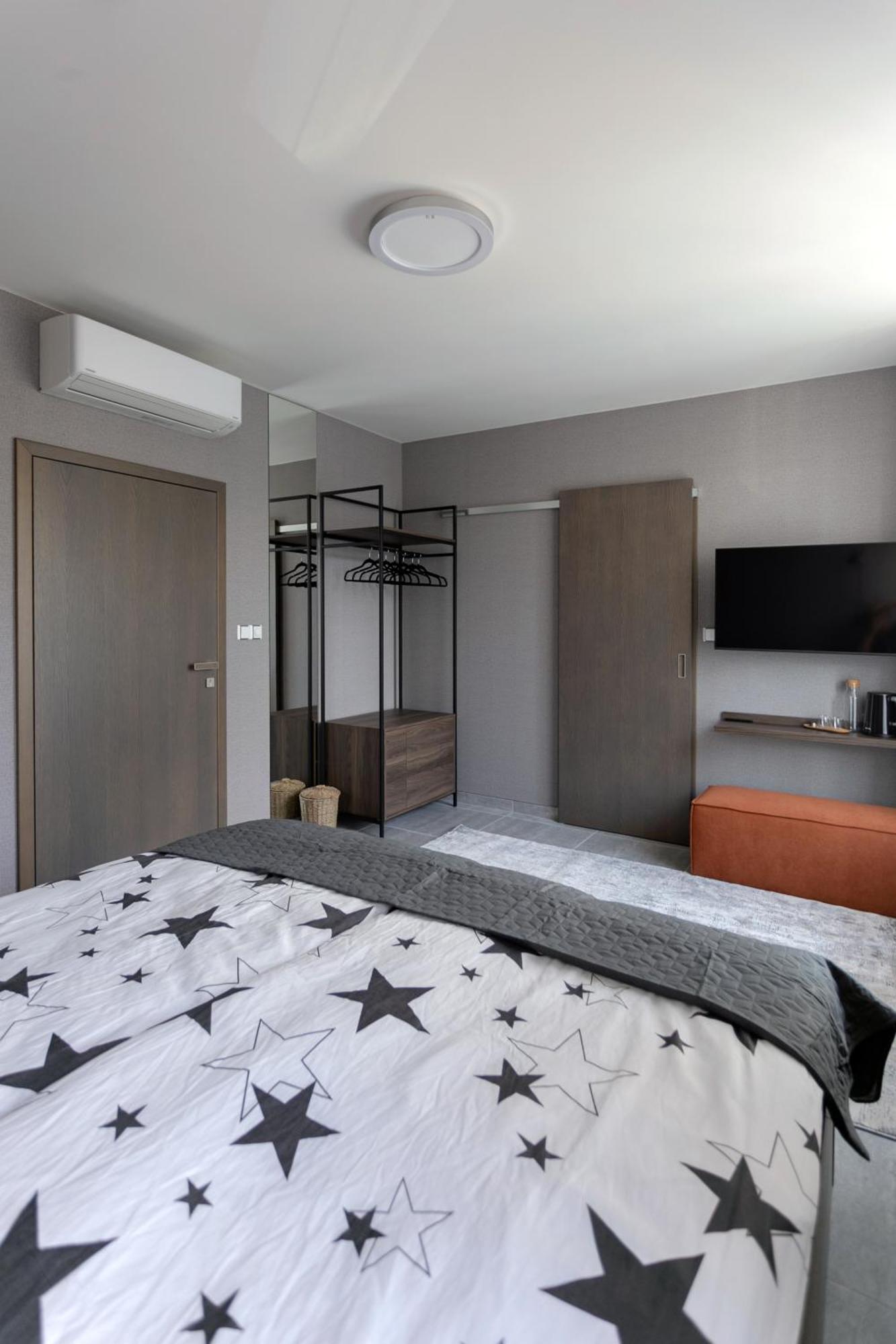 Luong Europe Apartments 프라하 외부 사진